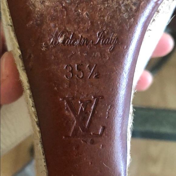 LV authentic shoes almost new - Picture 6 of 8